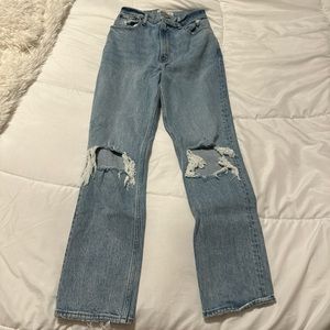 Abercrombie Curve Love Ultra High Rise 90’s Jeans Size 26R